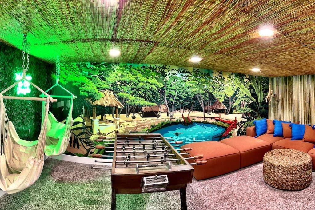 Villa New: Tulum Oasis In Denver W/ Hot Tub & Games Extérieur photo